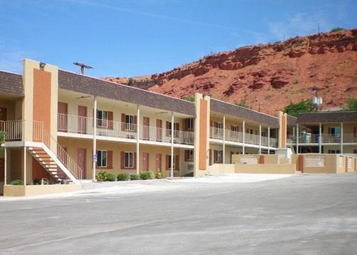 Economy Inn & Suites St. George Exteriér fotografie